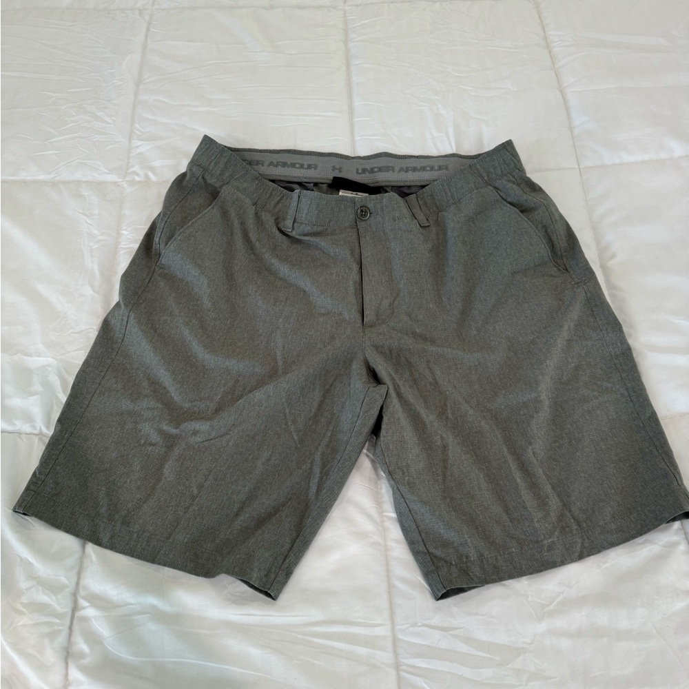 Under Armour Heat Gear men's golf short size 40